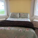 29 The Beeches *